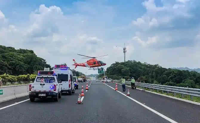 正蓝旗高速公路汽车救援案例