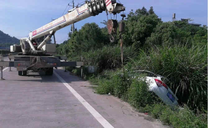 正蓝旗重载吊车救援 正蓝旗重载吊车救援